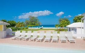 Allamanda Beach Hotel
